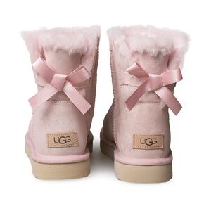 Pink Ugg Bailey bows